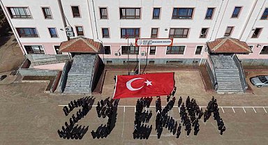 Siverek'te 29 Ekim'e özel koreografi gösterisi