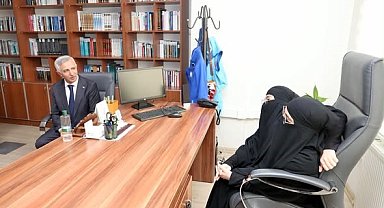 Siyam ikizleri Ayşe ve Sema, azimleriyle örnek oluyor
