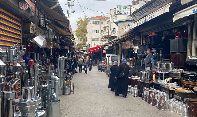Sobacılar Çarşısı'nda kış hareketliliği: Sobalar 5 bin liradan başlıyor