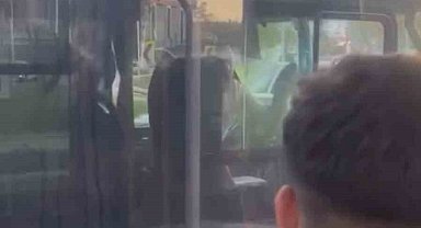 Şoförler arasında yol tartışması kamerada