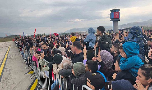 SOLOTÜRK Tokat semalarında nefes kesti