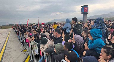 SOLOTÜRK Tokat semalarında nefes kesti
