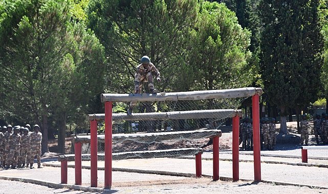 Somalili askeri personele 8'inci Komando Eğitim Tugayı Komutanlığınca eğitim verildi