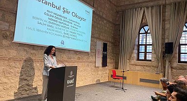 Sultangazi Yazı Akademisi'nde yetişen genç şairler 17. Uluslararası İstanbul Şiir Ve Edebiyat Festivali'ne katıldı