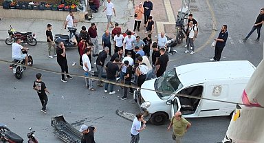 Tarsus'taki kazada ağır yaralanan motosiklet sürücüsü yaşam mücadelesini kaybetti