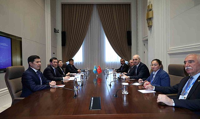 TBMM Başkanı Kurtulmuş, Bişkek'te Kazakistan Kurultay Başkanı Dadebay ile görüştü