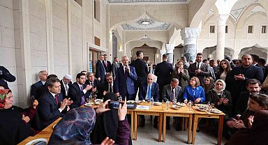 TBMM Başkanı Numan Kurtulmuş Şahinbey Millet Camii'ni ziyaret etti