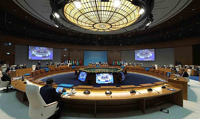 TDT'de genel sekreterlik görevi Azimov'a devrediliyor