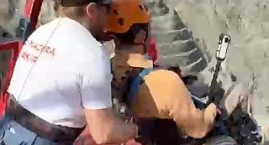 Tekerlekli sandalyesiyle 250 metrelik baraj gövdesinden atladı