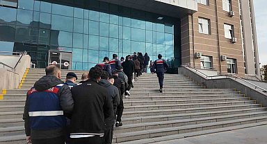 Tekirdağ merkezli 4 ilde 2,1 milyar TL'lik bahis trafiğine şafak operasyonu: 14 gözaltı