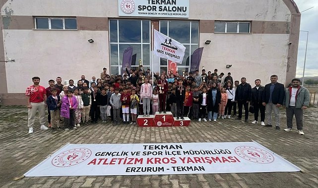 Tekman'da 144 öğrenci yarıştı: Dereceye girenler belli oldu
