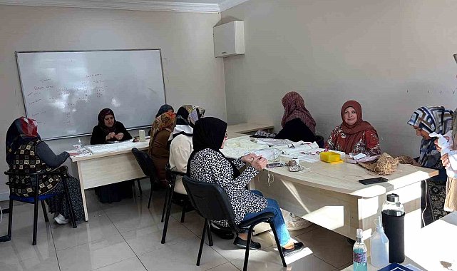 Tercan Halk Eğitim Merkezi'nde 112 kursiyer eğitim alıyor