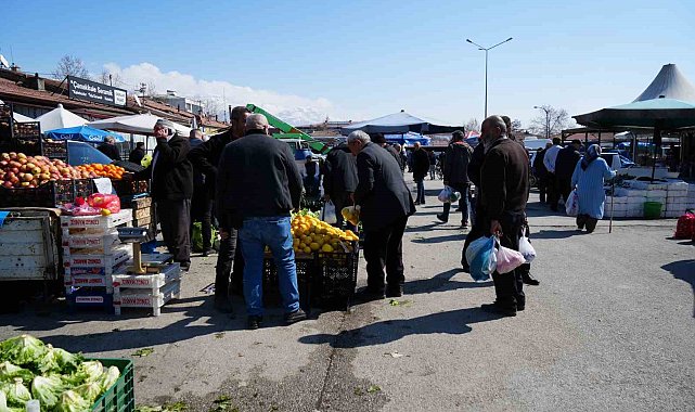 Ticaret satış hacmi ağustosta yüzde 0,6 arttı