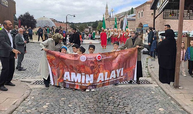 Tokat'ta minikler Osmanlı geleneğiyle eğitime adım attı