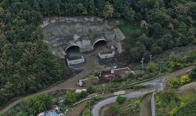 Trabzon'da yapımı süren Güney Çevre Yolu'nda ilk tünelde ışık görüldü