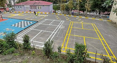 Trabzon'da okul bahçelerine renkli dokunuş