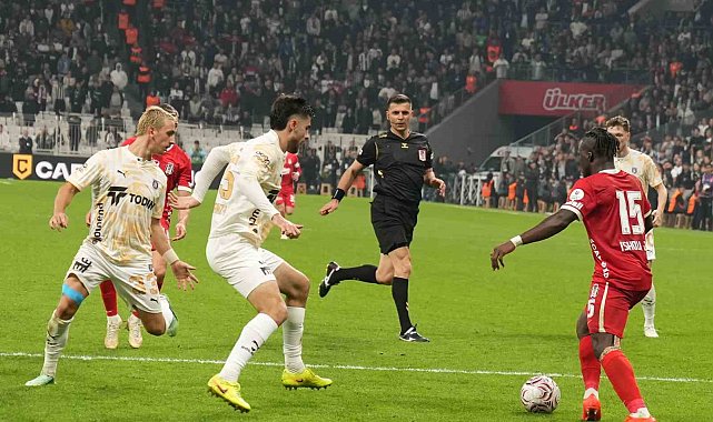 Trendyol Süper Lig: Beşiktaş: 2 - Başakşehir: 0