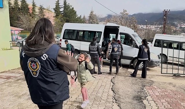Tunceli'de okul çevrelerinde güvenlik çemberi: 4 bin 242 kişi sorgulandı