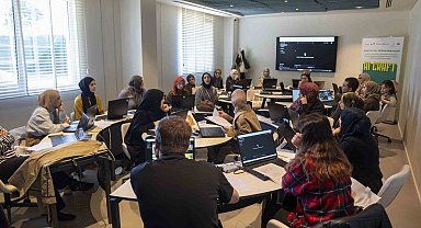 TÜRGEV'in AI CRAFT projesinde 100 genç yapay zekayla kısa film üretmeyi öğreniyor