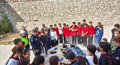 Tut'ta öğrencilere trafik eğitimi verildi