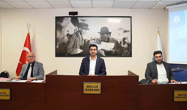 Tuzla Belediyesi'nin 2027 bütçesi oy çokluğuyla kabul edildi