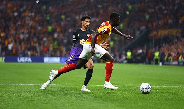 UEFA Şampiyonlar Ligi: Galatasaray: 1 - Barcelona: 1