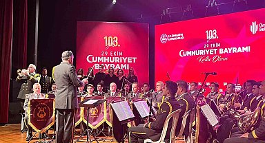 Ümraniye'de 29 Ekim, askeri bando coşkusuyla kutlandı