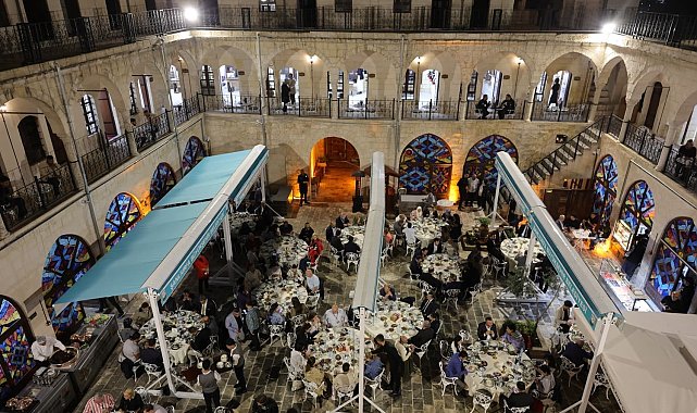UNESCO müzik şehirleri toplantısı Tarihi Barutçu Hanı'nda sıra gecesiyle sona erdi
