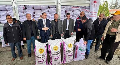Üreticilere yüzde 50 hibeli toplam 56 ton buğday tohumu dağıtıldı