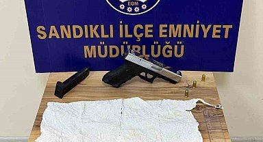 Uyuşturucu madde ile yakalanan 2 kişi tutuklandı