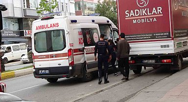 Uyuyakalan genç ekipleri alarma geçirdi