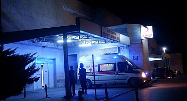 Uzunköprü'de tekel bayiinde kavga: Bir kişi yoğun bakımda