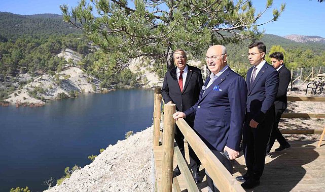 Vali Köşger'den Denizli'nin üretim merkezi Çameli'ye övgü
