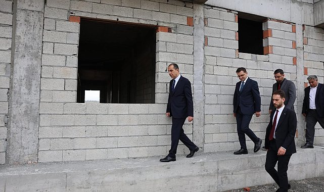 Vali Taşolar Aralık'taki inşaatları inceledi