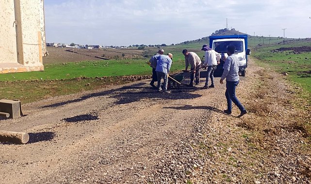 Vatandaşlar mahalle yollarını kendi imkanlarıyla yaptı