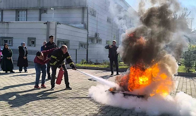 Vezirköprü'de personele yönelik yangın söndürme eğitimi ve tatbikatı