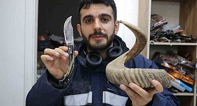 Yaklaşık 30 yıllık boynuzlar bıçak sapına dönüştü, 25 santimlik Sivas bıçağı ilgi odağı oldu