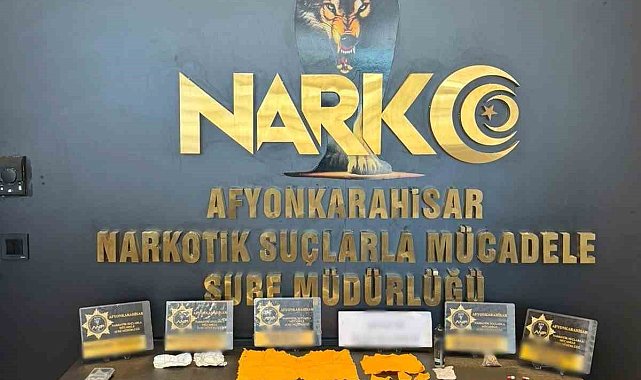Yaklaşık 40 bin TL ve uyuşturucuyla yakalanan şahıs tutuklandı