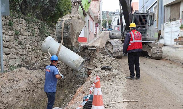 Yayladağı'nda 30 yıllık kanalizasyon hattı yenileniyor
