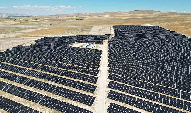 Yeşil dönüşüme güneş enerjisiyle katkı