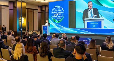 Yeşil Enerji Zirvesi'nde enerji, karbon ve finansmanın geleceği konuşuldu