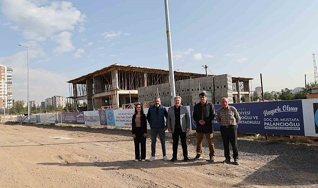 Yıldırım Beyazıt mahallesinin okulları tamamlanıyor