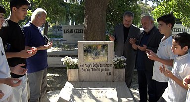 Yönetmen Halit Refiğ, vefatının 17'nci yıl dönümünde kabri başında anıldı