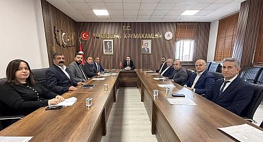 Yüksekova'da ihtiyaç sahibi 1930 aileye destek