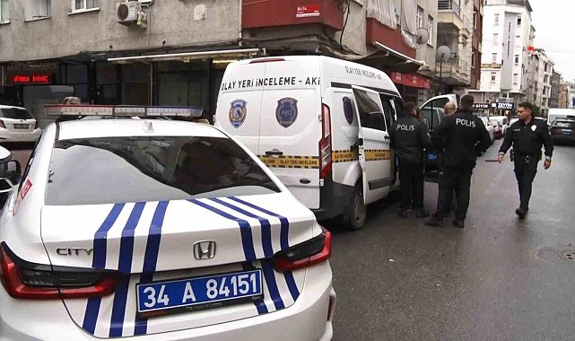 Zeytinburnu'nda esnaf ile haraç şüphelisi arasında silahlı kovalamaca