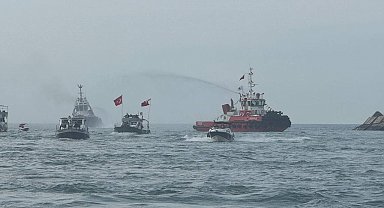 Zonguldak Limanı'nda Cumhuriyet Bayramı'na özel deniz gösterisi