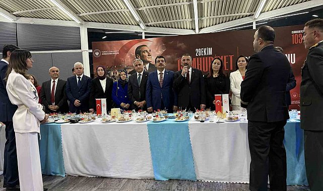 Zonguldak'ta 29 Ekim Cumhuriyet Bayramı resepsiyonu düzenlendi