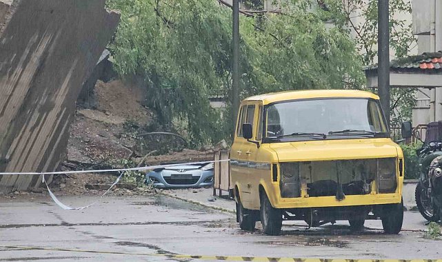 Zonguldak'ta heyelanın boyutu gün ağarınca ortaya çıktı: 49 daire tahliye edildi