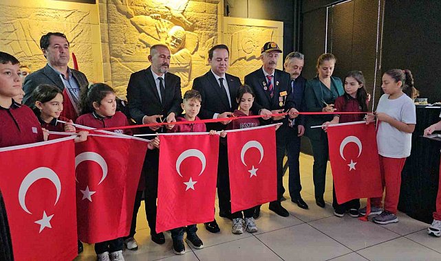 Zonguldak'ta öğrencilerin hazırladığı Çanakkale rölyefi açıldı